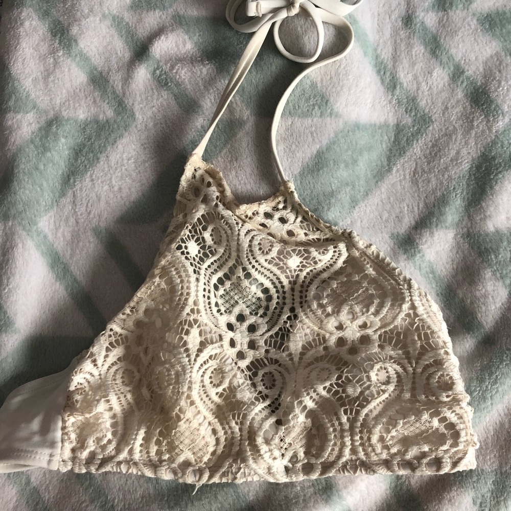 High neck crochet top